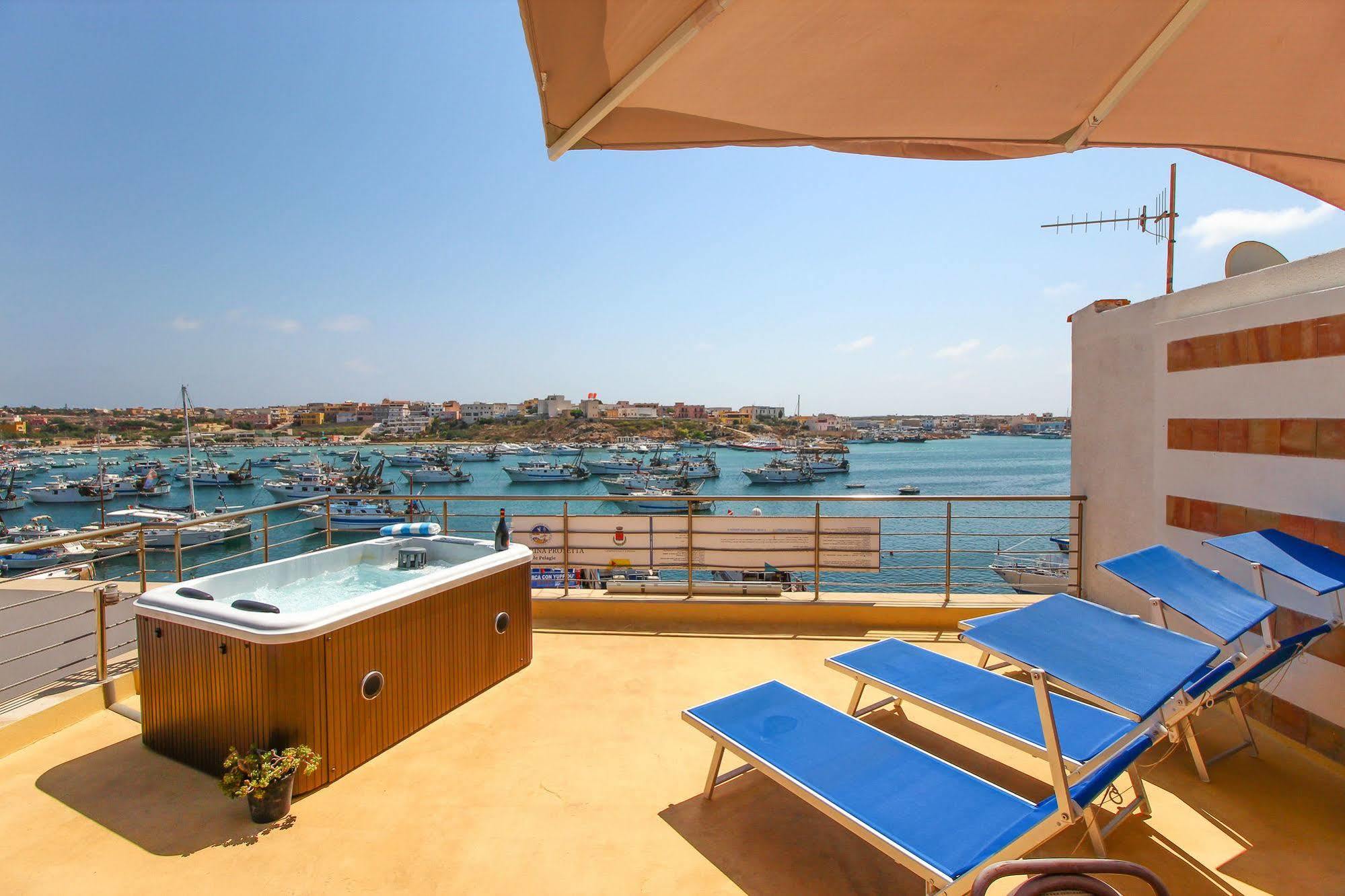 Hotel Paladini di Francia Lampedusa Esterno foto